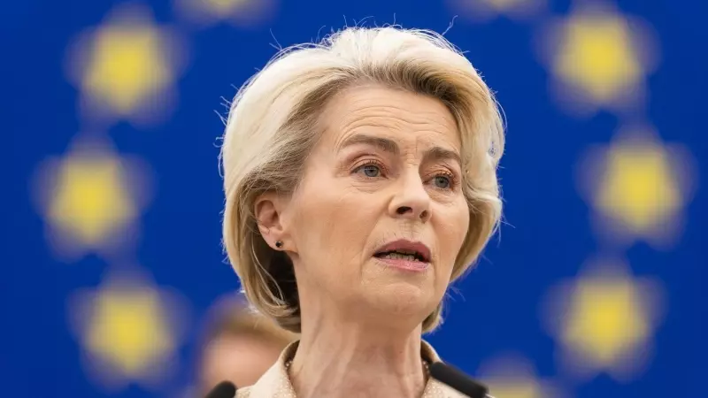 La presidenta de la Comisión Europea, Ursula von der Leyen, durante un pleno del Parlamento Europeo en Bruselas, a 28 de febrero de 2024.