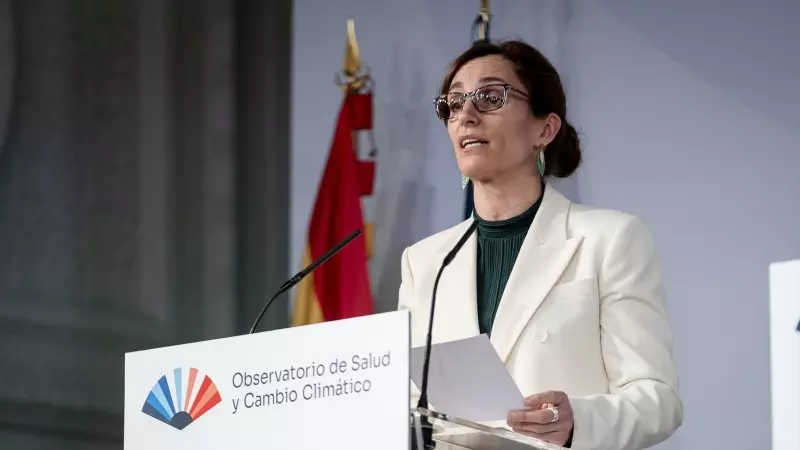 La ministra de Sanidad, Mónica García, durante la presentación del Observatorio de Salud y Cambio Climático (OSCC), en el salón de actos Ernest Lluch del Instituto de Salud Carlos III, a 22 de febrero de 2024, en Madrid (España).