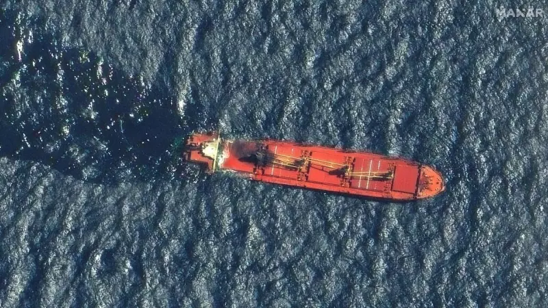 Una imagen de satélite muestra el carguero Rubymar antes de hundirse en el Mar Rojo, a 1 de marzo de 2024