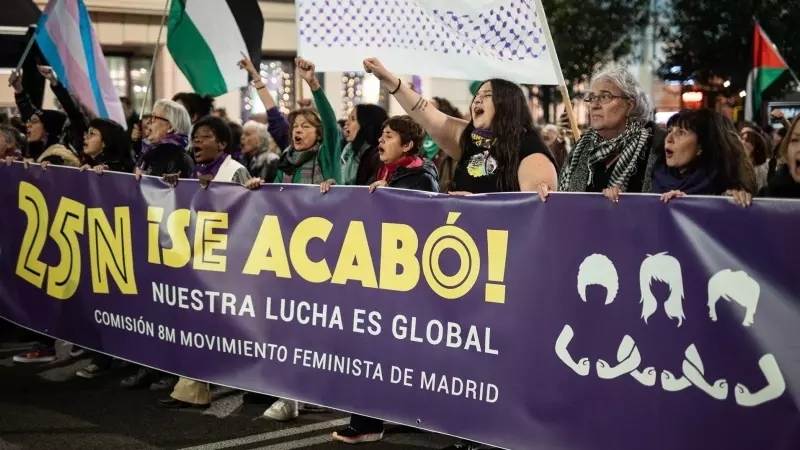 07/03 / 2023 Varias mujeres durante una manifestación contra la violencia machista, a 25 de noviembre de 2023, en Madrid.