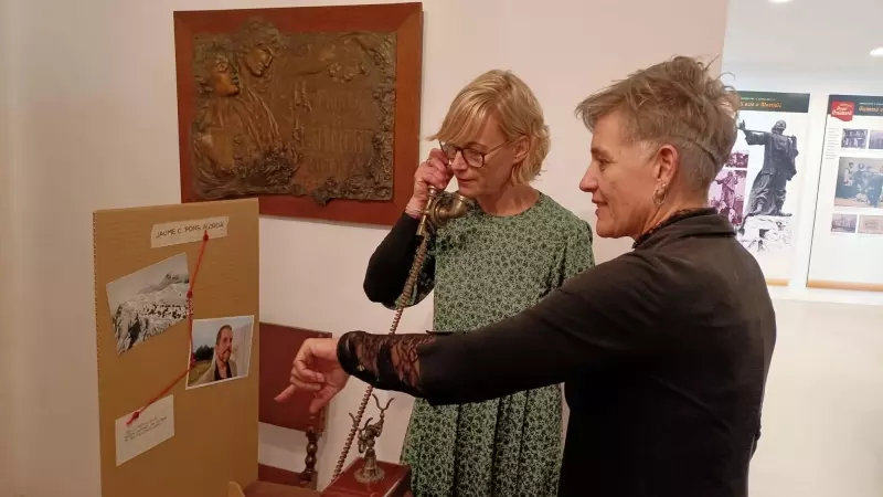 El Museu Àngel Guimerà acull la instal·lació 'Els telèfons de Guimerà'