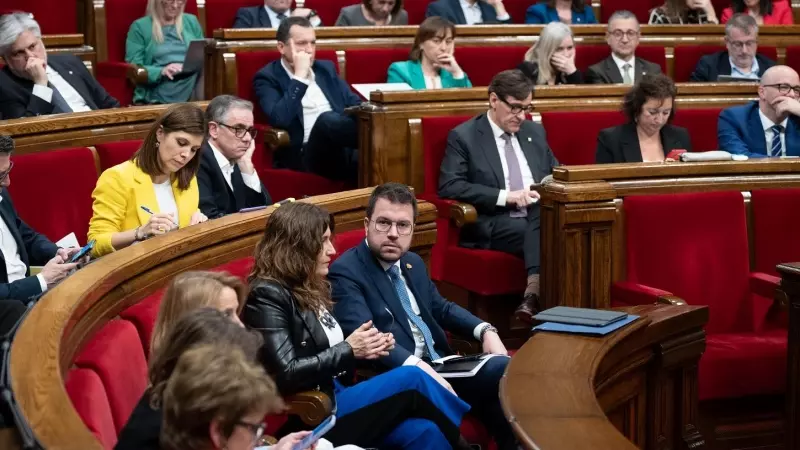 El president de la Generalitat, Pere Aragonès, durante el pleno del debate a la totalidad de Presupuestos 2024 en el Parlament. E.P./David Zorrakino
