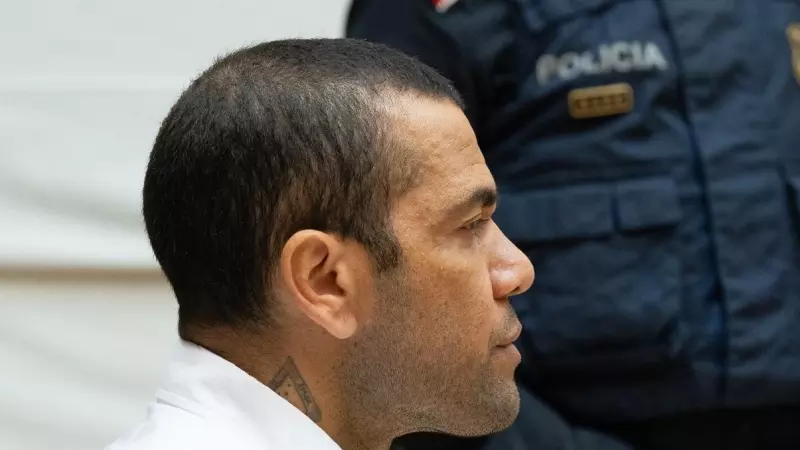 El exfutbolista Dani Alves durante un juicio en la Audiencia de Barcelona, a 5 de febrero de 2024.