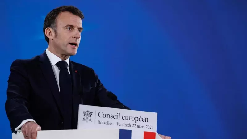 25/3/24 - El presidente francés, Emmanuel Macron, habla con la prensa durante el segundo día de una reunión del Consejo Europeo en Bruselas, Bélgica, el 22 de marzo de 2024.