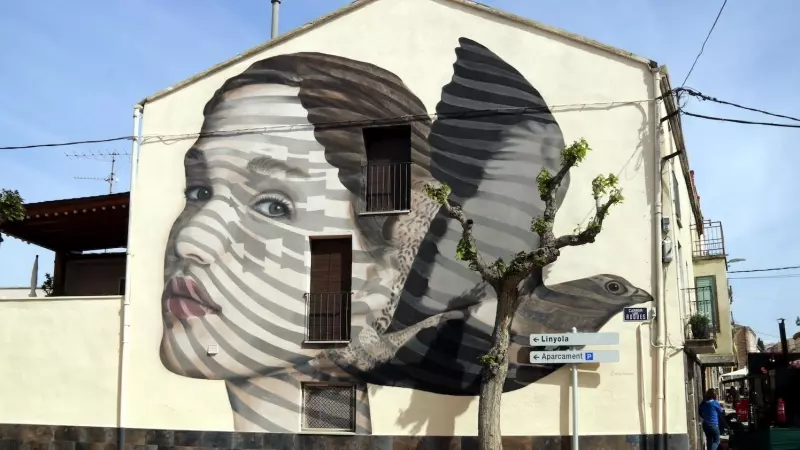 Mural de l'artista Gerada al 7è Gargar Festival de Penelles