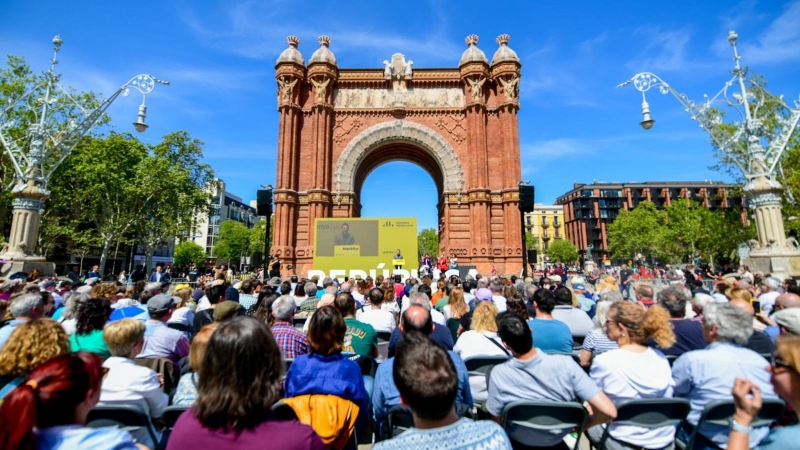 Un moment de la Festa de la República d'ERC a l'Arc del Triomf de Barcelona.