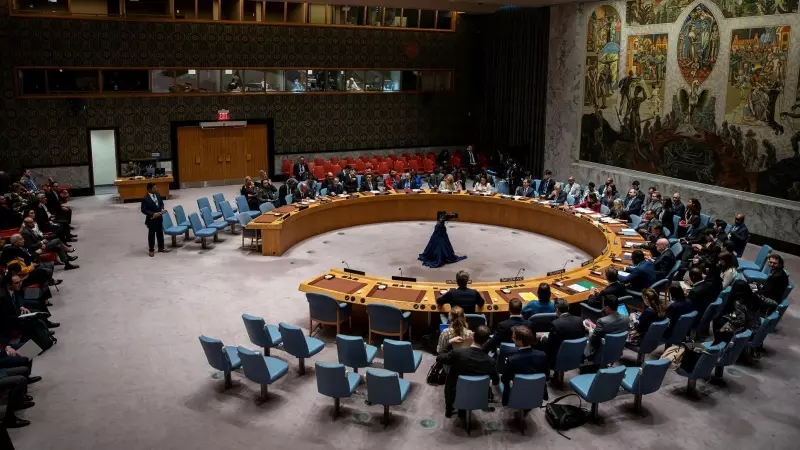 Miembros del Consejo de Seguridad asisten a una reunión sobre la situación en Oriente Medio en la sede de la ONU en Nueva York, EEUU, a 14 de abril de 2024.