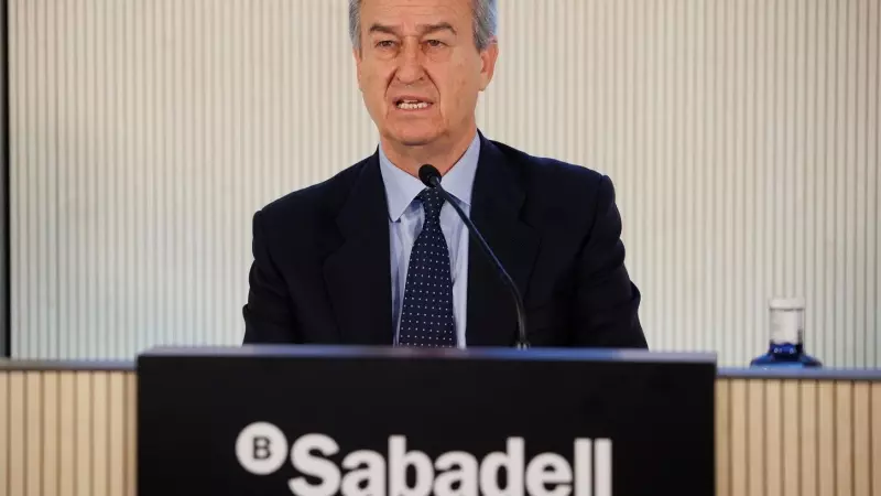 El consejero delegado de Banco Sabadell, César González-Bueno, durante la presentación de los resultados del primer trimestre de 2024, en Madrid. E.P./Alejandro Martínez Vélez