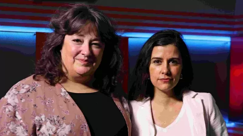 Olga Rodríguez y Virginia P. Alonso en el plató de Público