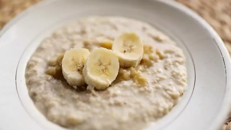 Pato confinado - Receta de gachas de avena y plátano: desayuno sencillo, nutritivo, y saludable