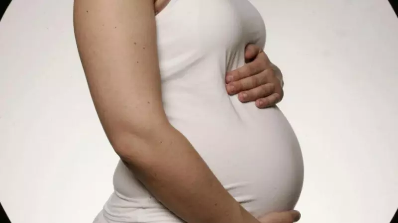 Imagen de archivo de una mujer embarazada.