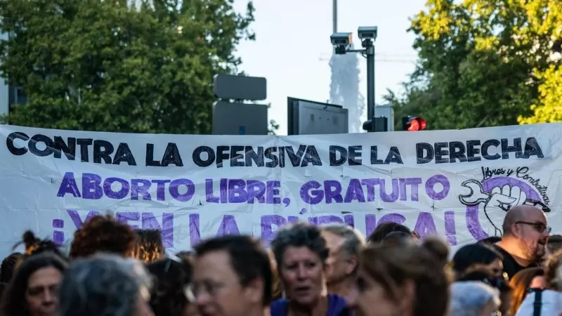 Pancarta en la manifestación por el Día de Acción Global por la despenalización del aborto, a 28 de septiembre de 2023, en Madrid.