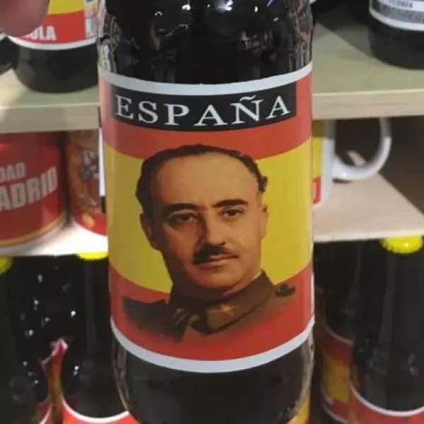 Cerveza artesanal con la imagen de Franco.