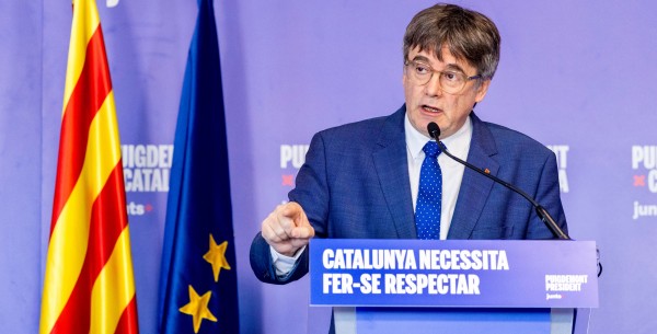 El candidat de Junts, Carles Puigdemont, en un acte de precampanya.