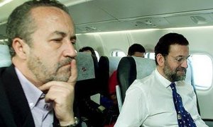Pedro Arriola y Mariano Rajoy, en una imagen de archivo. EFE