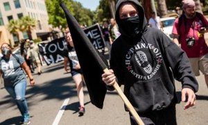 Manifestación antifascista en Sacramento.- REUTERS