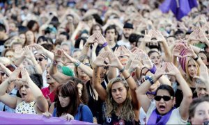 Imagen de archivo de una protesta por la agresión sexual grupal a una joven de 18 años en Bilbao. EFE