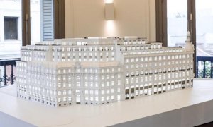 Maqueta del nuevo centro Canalejas, que contendrá un hotel, apartamentos y tiendas de lujo, en el centro de Madrid. E.P./Jesús Hellín