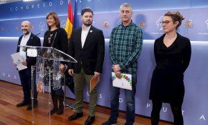 Néstor Rego (BNG), Laura Borràs (JxCat), Gabriel Rufián (ERC), Oskar Matute (Bildu) y Mireia Vehí (CUP)