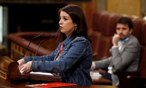 20/05/2020.- La portavoz del PSOE, Adriana Lastra, interviene en el del pleno del Congreso. EFE/Ballesteros