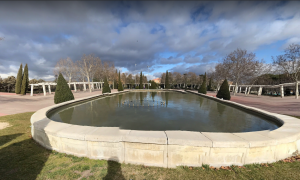 Captura de pantalla de las fuentes en el parque Finca Liana en Móstoles. / GOOGLE STREET VIEW