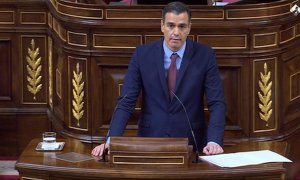 Sánchez carga contra Casado por ir contra los intereses de España