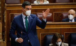 Pedro Sánchez responde a las preguntas de los diputados en la sesión de control de este 24 febrero.