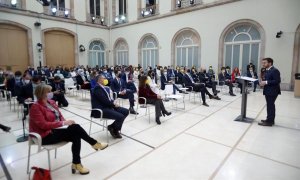 El candidato de ERC a la presidencia de la Generalitat, Pere Aragonès, en el Auditori del Parlament de Catalunya, durante su primera intervención en el debate de investidura.