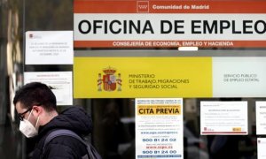 Los planteamientos iniciales de Caixabank y BBVA prevén dejar sin empleo a más de 12.000 trabajadores.