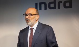 Foto de enero de 2019 del  presidente de Indra, Fernando Abril-Martorell, durante la linauguración de un centro tecnológico en la localidad barcelonesa de Sant Joan Despí. E.P./David Zorrakino