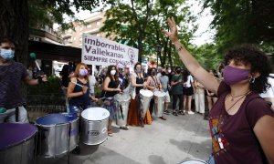 Concentración convocada este martes para evitar que se borre el mural dedicado a seis mujeres del distrito de Villa de Vallecas.