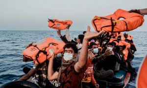 El 'Ocean Viking' desembarcará este domingo en Sicilia a los más de 500 migrantes rescatados a bordo
