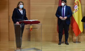 Murcia suprimirá el lenguaje inclusivo en los libros de texto en el próximo curso tras la moción de Vox