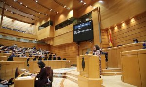 09/12/2021.- La ministra de Hacienda, María Jesús Montero, comparece ante el pleno en el Senado que debate este jueves los vetos presentados al proyecto de ley de presupuestos generales del Estado de 2022. EFE/David Fernández