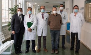 De izquierda a derecha: Sr. Àngel Font, Dr. Josep M. Campistol, Dr. Carlos Fernández de Larrea, Sr. Joan Gel, Dr. Julio Delgado, Dr. Manel Juan