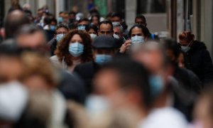 Mascarillas, vacunas y precaución, las claves para evitar los contagios en Navidad