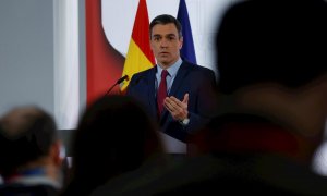 MADRID, 29/12/2021.- El presidente del Gobierno, Pedro Sánchez, durante la rueda de prensa de presentación del primer informe de rendición de cuentas del Ejecutivo "Cumpliendo", este miércoles en Moncloa.