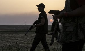 Varios cazadores, durante una jornada de caza en Olmedo, Castilla y León.