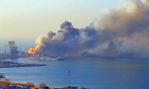 Incendio del buque insignia de la Flota del Mar Negro de la Armada Rusa, el navío 'Moskva'