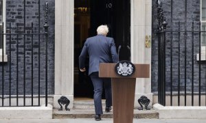 Boris Johnson tras anunciar su dimisión en su residencia oficial de Downing Street en Londres, a 8 de julio de 2022.