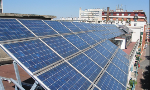 24/08/2022. La instalación de placas solares en las viviendas ha comenzado a acelerarse en España, a 26 de febrero de 2017.