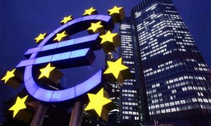 El gran disparate contra la inflación: el BCE frena la demanda y los gobiernos la impulsan