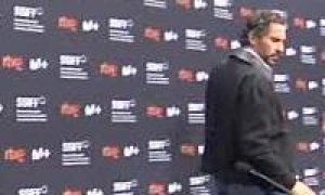 Paco León presenta en San Sebastián 'Rainbow' su película más arriesgada