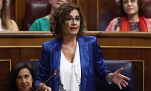 La ministra de Hacienda, María Jesús Montero, durante una sesión de control al Gobierno en el Congreso de los Diputados.