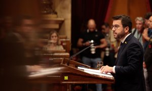 El president de la Generalitat, Pere Aragonès, a l'hemicicle durant el debat de política general al Parlament.