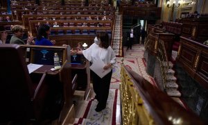 07/06/2022.- La vicesecretaria general del PSOE, Adriana Lastra, después de intervenir en una sesión plenaria en el Congreso de los Diputados, a 7 de junio de 2022, en Madrid (España). El pleno está marcado por el debate de la Ley para abolir la prostituc