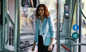 La presidenta de la Comunidad de Madrid, Isabel Díaz Ayuso, durante la presentación del Bus de Uso Prioritario (BUP), este martes en Madrid.