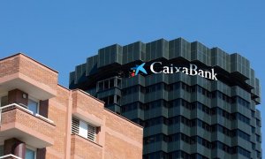 Vista de la sede de CaixaBank en la Avenida Diagonal de Barcelona. E.P./David Zorrakino