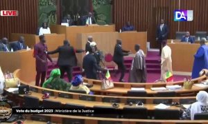 Se desata una pelea a golpes en el Parlamento de Senegal