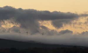 21/04/2023 Las nubes protagonizan esta imagen de los bosques en la Comarca de la Ulloa, al sur de Lugo